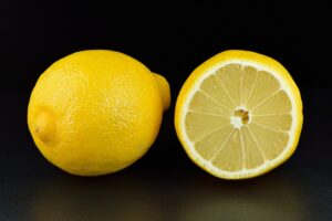 Read more about the article How to Freeze Whole Lemons